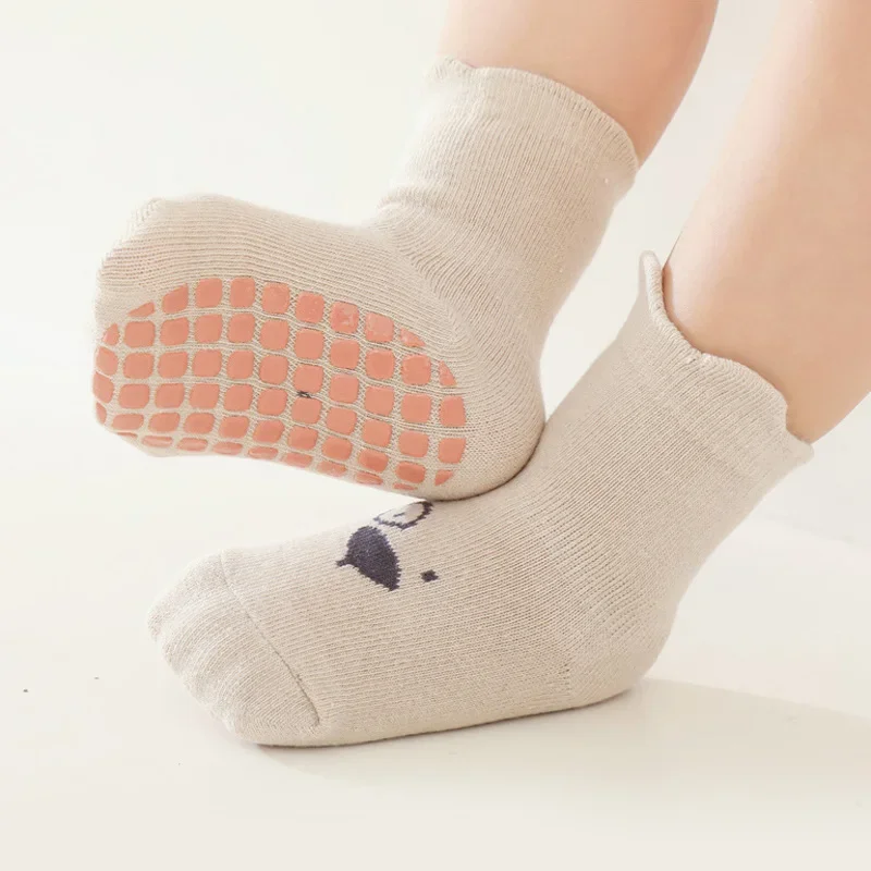 3/5 ペア ベビー愛らしい動物柄ノンスリップフロアソックス - Anti Blister Sock のレビューと価格